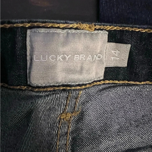 Lucky Brand Classic Straight Stretch Jeans - Picture 7 of 10